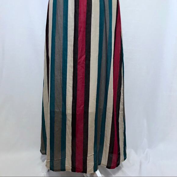❌SOLD❌ Xhilaration NWOT Halter Maxi Dress S - Picture 3 of 9